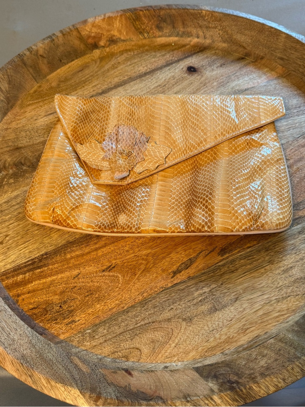 J Renee Snakeskin Clutch Tan Gold Floral Applique Y2K Evening Bag